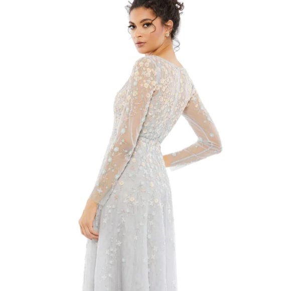 MAC DUGGAL 9131 FLORAL APPLIQUE LONG SLEEVE SURPLICE PLATINUM GOWN SZ 14 - Picture 2 of 6